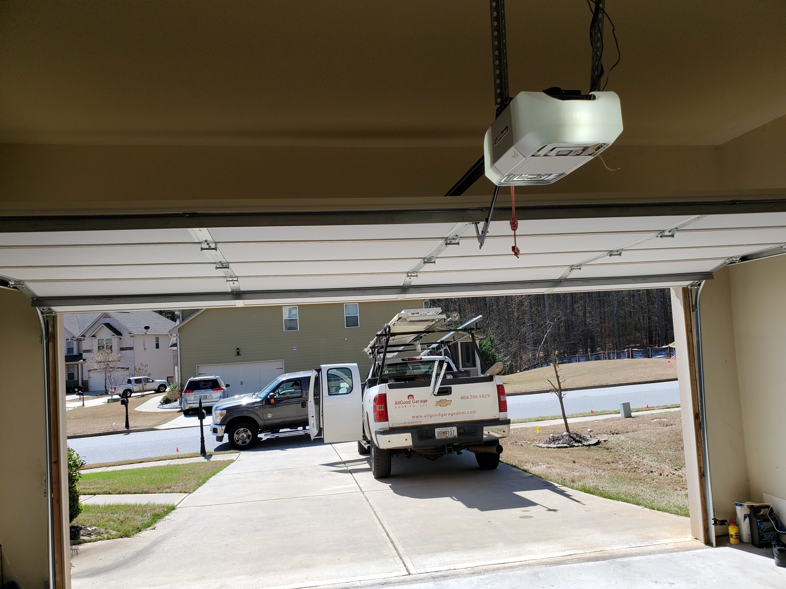 What to Do if Your Garage Door Won’t Close All the Way